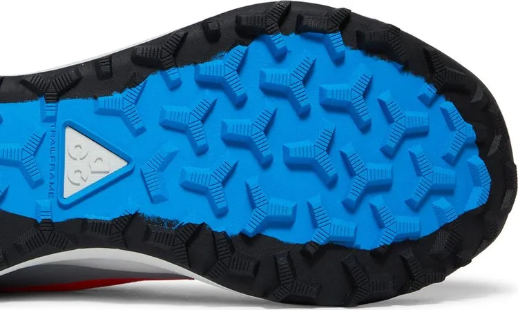 Nike ACG Lowcate 'Wolf Gray Bright Crimson' Trainers, Gray